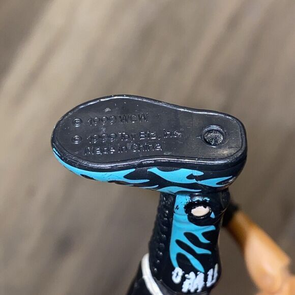 1999 Hollywood Hulk Hogan Smash N Slam Wrestlers Figure by ToyBiz - Picture 4 of 7